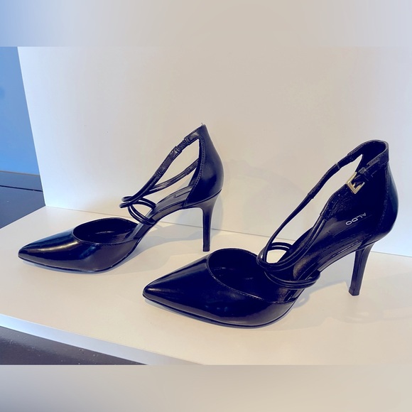 Black leather stilettos with criss cross straps Women’s size 8 - Picture 3 of 6